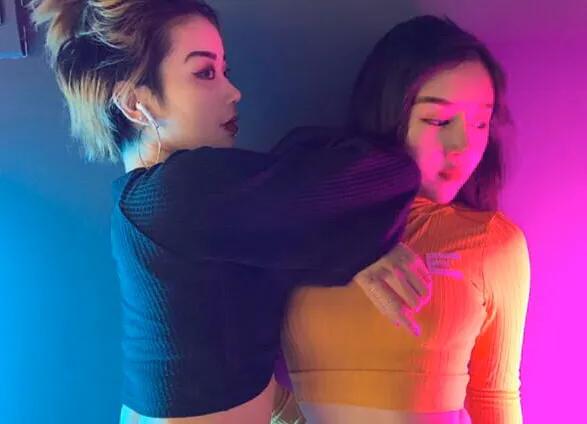 美女直播_美女直播跳舞舞蹈视频