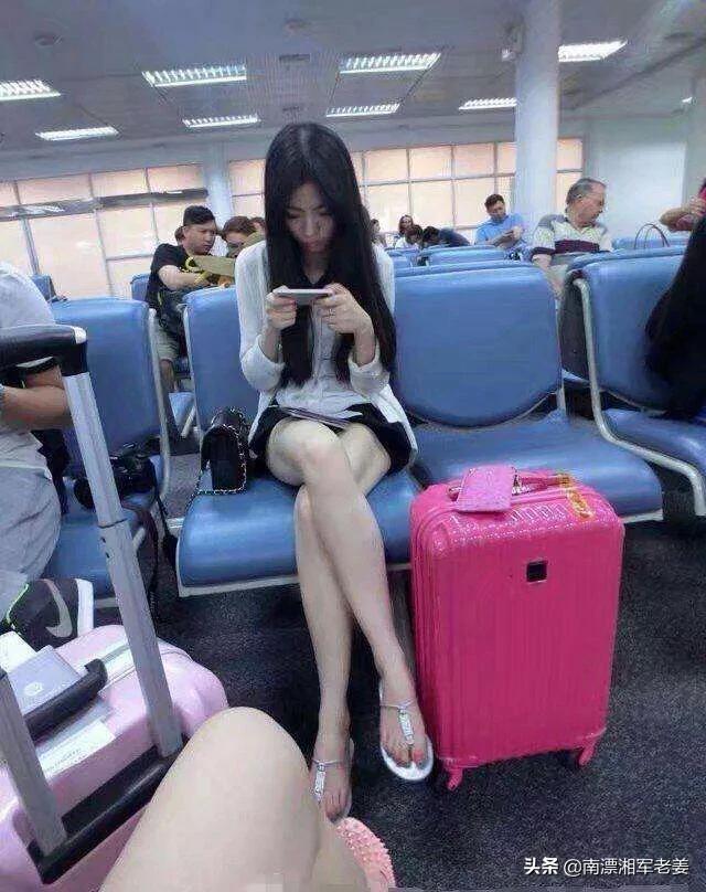 手机女友_手机女友模拟器下载