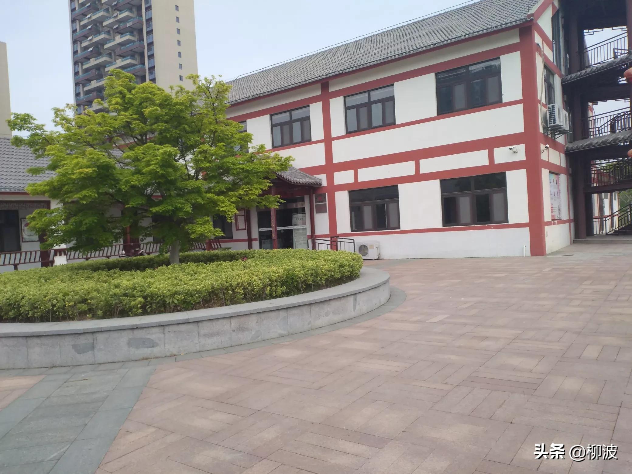 李白名句相看两不厌蚂蚁庄园_李白名句解析