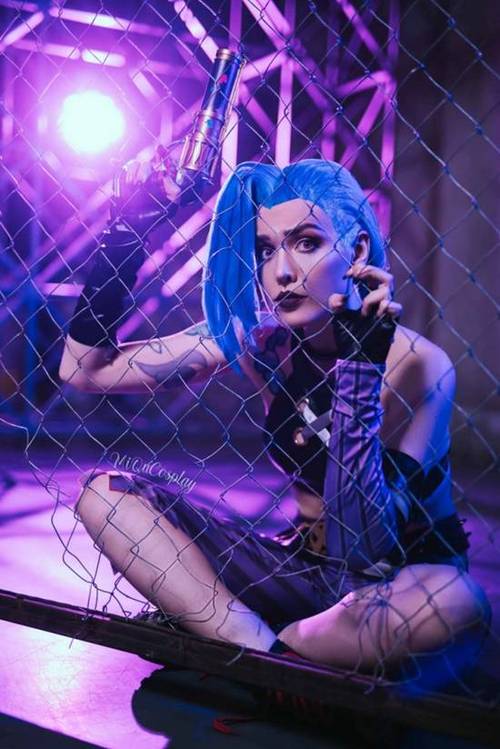 真人版lol_真人版LOL