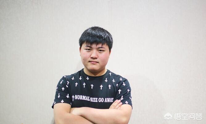 lol笑笑_lol笑笑在哪里直播