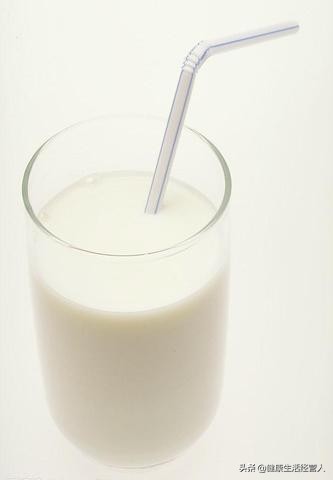 与等量牛奶相比奶酪的蛋白质含量_与等量牛奶相比奶酪的蛋白质含量高吗
