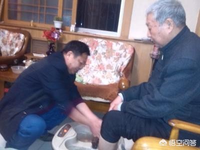 爸妈的脚型和你有什么不同_爸妈的脚型和你有什么不同吗