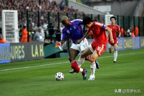 法国3名球员遭网暴_法国3名球员遭网暴视频