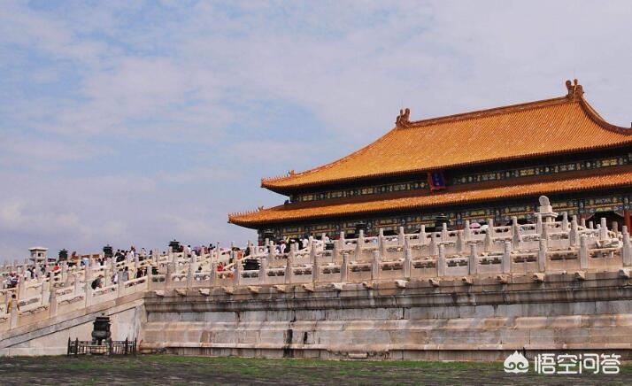 宫保鸡丁中的宫保是指_宫保鸡丁中的宫保是指人名还是官名