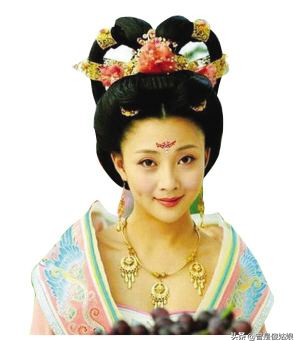 一骑红尘妃子笑中的主角杨贵妃_一骑红尘妃子笑杨贵妃是因为什么东西而笑