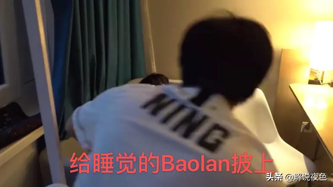脱衣美女小游戏_