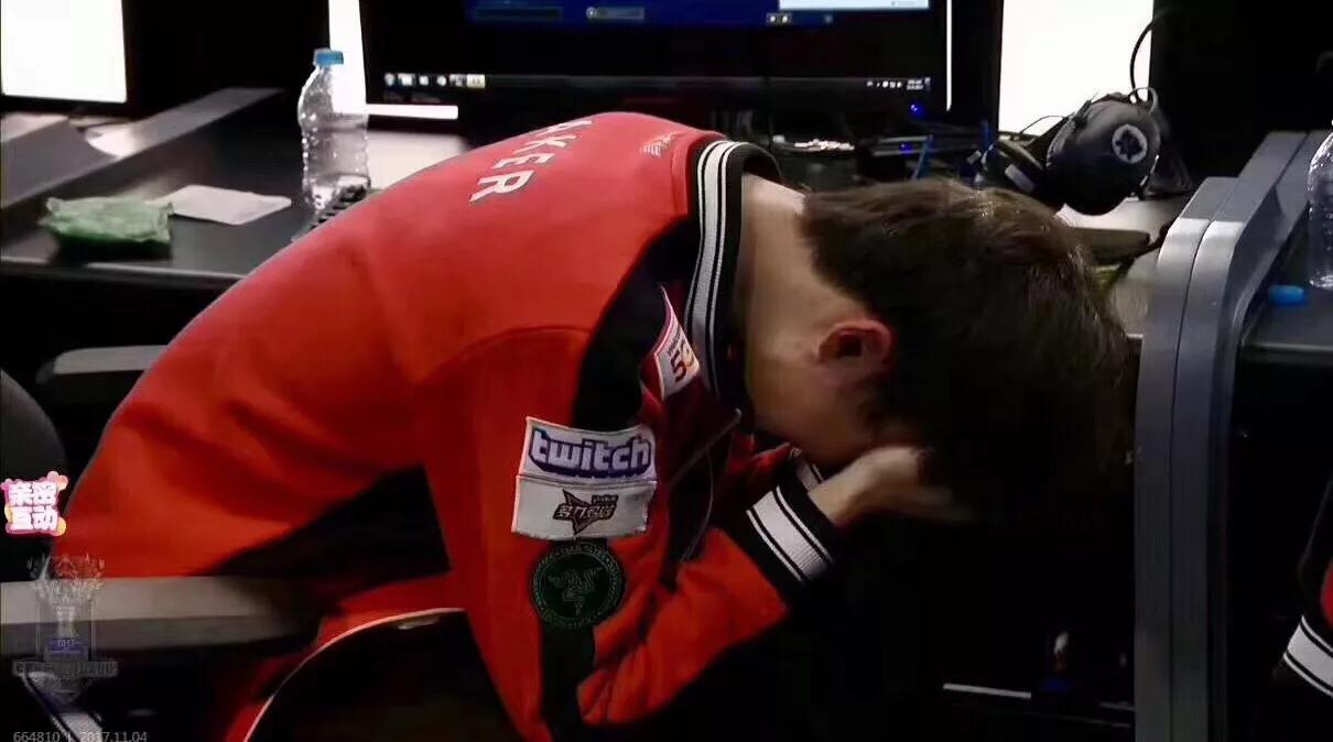 faker哭了_faker哭了全场喊faker